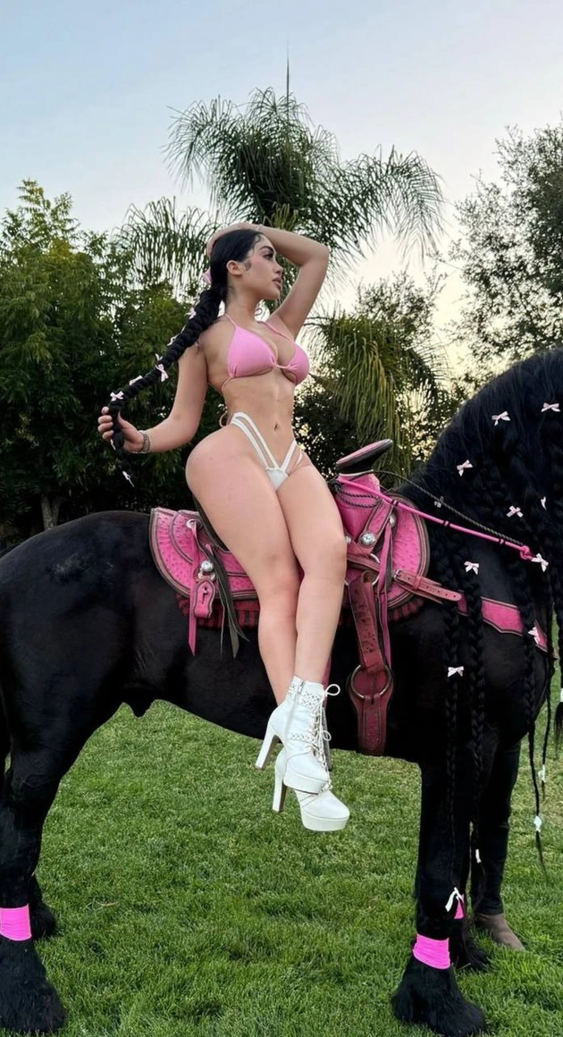 jailyne ojeda горячие фото (59)