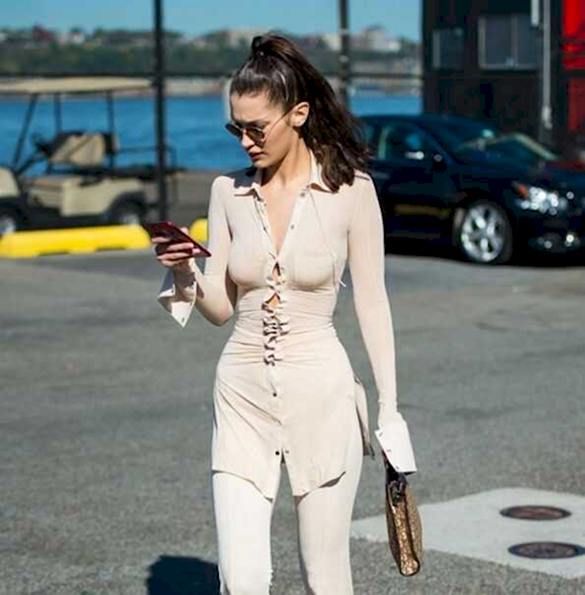 bella hadid в прозрачной рубашке на публике